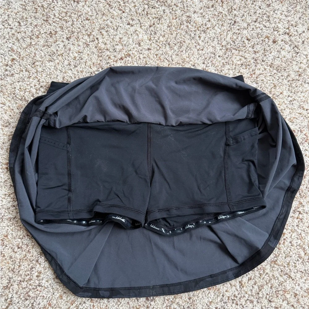 Lululemon Mid Rise Skort - Picture 8 of 11